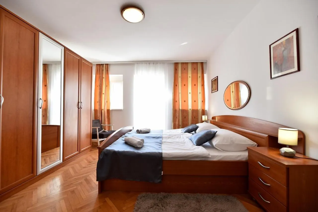 Pablo Apartment Zadar 0*,